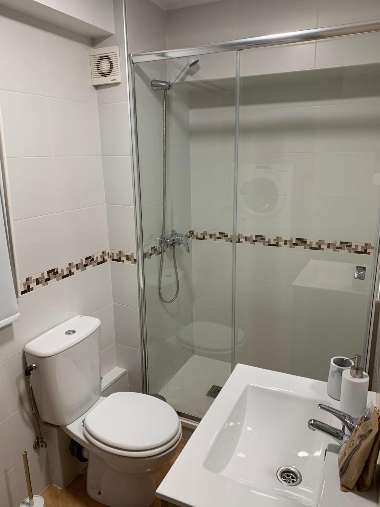 Apartamento Avenida Velazquez Planta Primera Малага Екстериор снимка